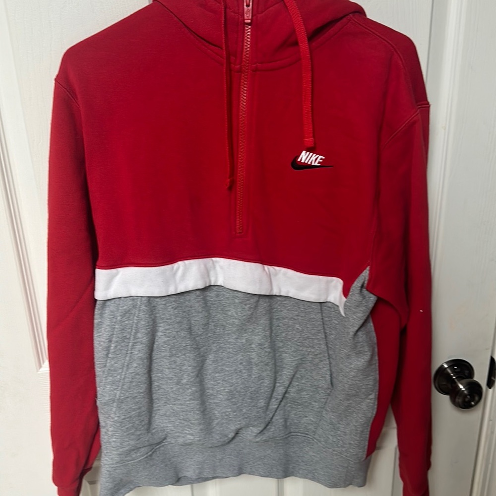 Nike men’s small hoody half zip red, Grey and white